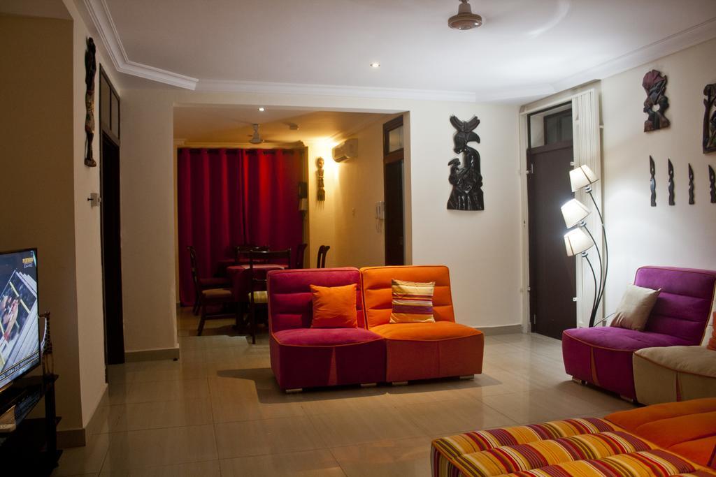 @Home Boutique B&B Hostel And Suite Accra Eksteriør billede